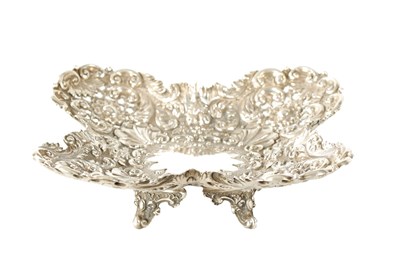 Lot 277 - A LATE 19TH CENTURY SILVER SWEET-MEAT DISH