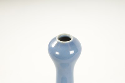 Lot 72 - A 19TH CENTURY CHINESE POWDER BLUE BULBOUS CABINET VASE