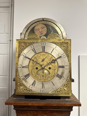 Lot 1226 - THOMAS CROFTS, LEEDES. AN 18TH CENTURY FIGURED WALNUT, MARQUETRY INLAID AND CHEQUERBAND STRUNG EIGHT DAY LONGCASE CLOCK