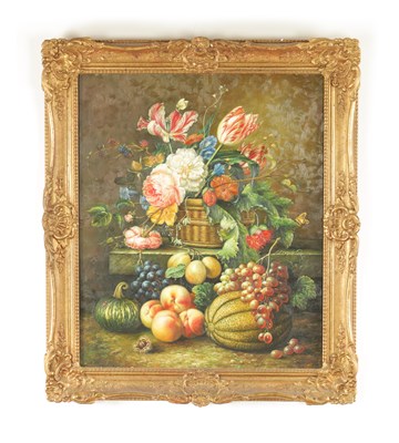 Lot 1038 - AN EARLY 20TH CENTURY OIL ON BOARD STILL LIFE