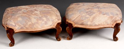 Lot 652 - A pair of mid 19th Century cabriole leg...