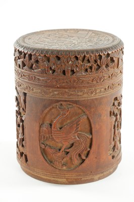 Lot 573 - A GOOD EARLY 19TH CENTURY CARVED BAMBOO CHINESE BRUSH POT AND LID