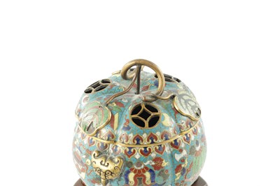 Lot 506 - A GOOD EARLY 19TH CENTURY CHINESE CLOISONNÉ INCENSE BURNER