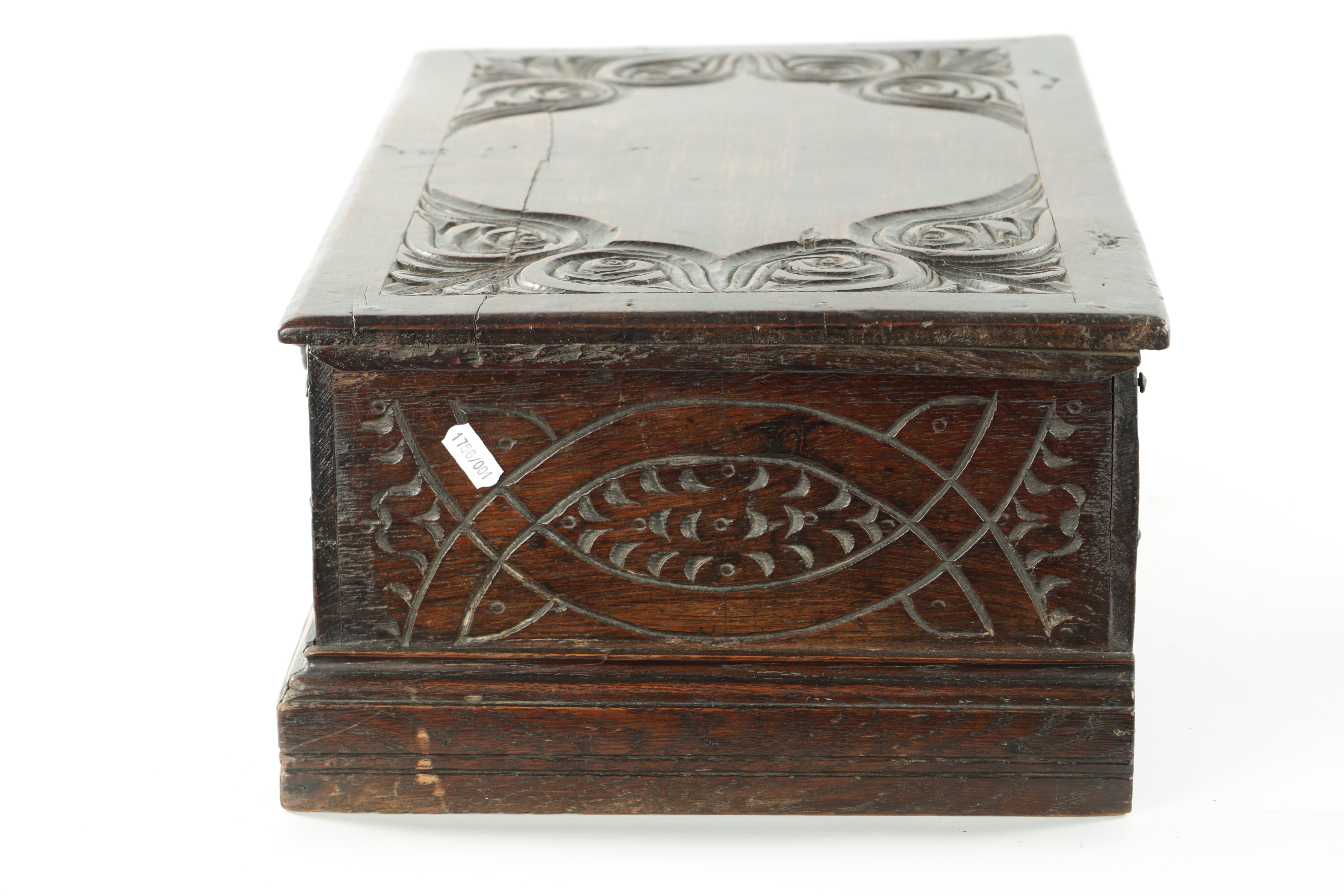 Deedbox Lot 19 - A LATE 17TH CENTURY CARVED OAK DEED BOX