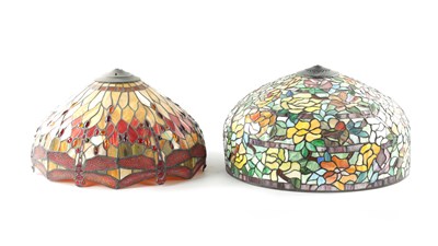 Lot 323 - TWO 20TH CENTURY ART DECO STYLE LEADED GLASS LAMPSHADES