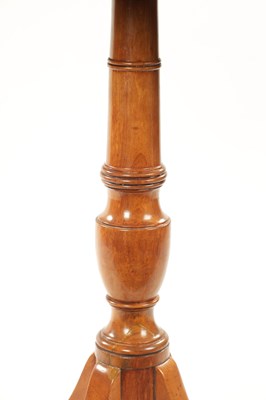 Lot 1432 - A REGENCY SATINWOOD AND AMBOYNA PANELLED OCCASIONAL TABLE
