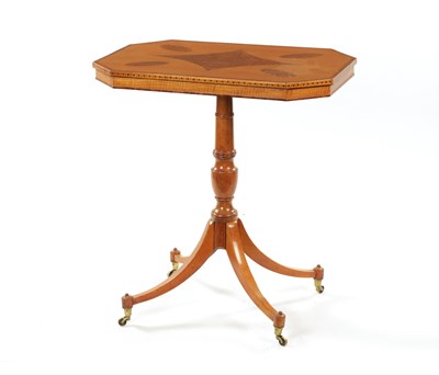 Lot 1432 - A REGENCY SATINWOOD AND AMBOYNA PANELLED OCCASIONAL TABLE