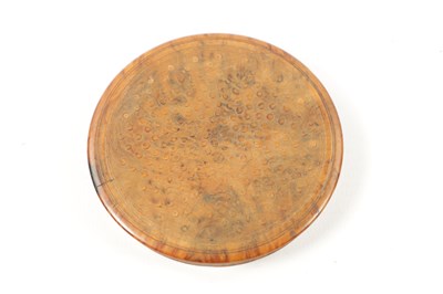 Lot 1022 - A 19TH CENTURY FRENCH BURRWOOD EROTIC SNUFF BOX