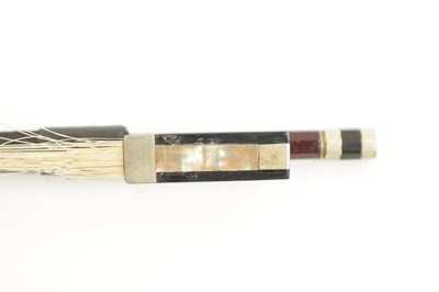 Lot 1114 - AN OLD VIOLIN BOW SIGNED DODD