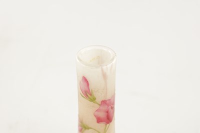Lot 456 - AN ART NOUVEAU ETCHED DAUM GLASS CAMEO AND ENAMEL SOLIFLEUR VASE DECORATED WITH SWEET PEA FLOWERS AND LEAFAGE