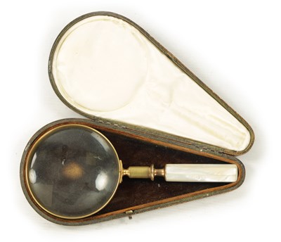 Lot 916 - A LATE 19TH CENTURY CASED MAGNIFYING GLASS