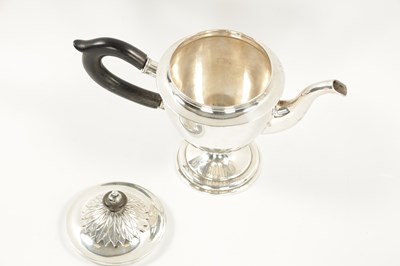 Lot 700 - AN EARLY 19TH CENTURY CONTINENTAL SILVER TEAPOT - POSSIBLY BALTIC