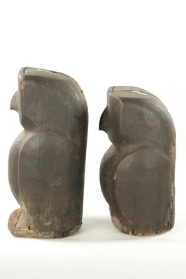 Lot 158 - AN UNUSUAL PAIR OF ANTIQUE CARVED WOOD NATIVE FIGURES OF OWLS