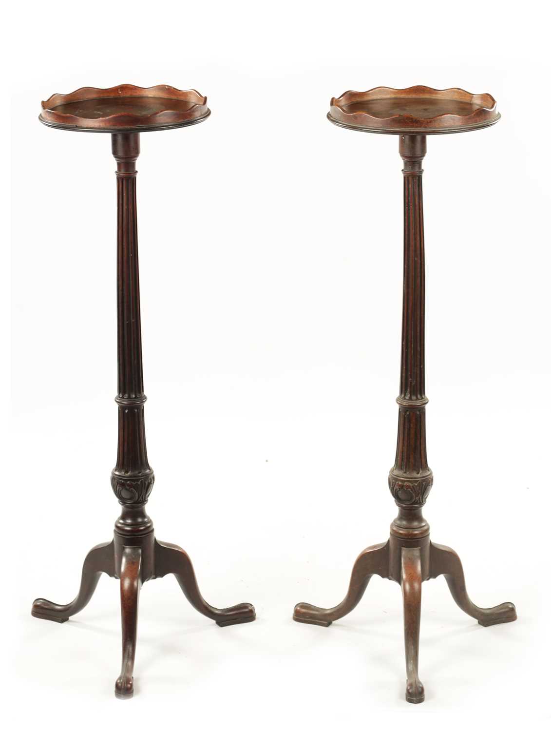 Lot 313 - A FINE PAIR OF 18TH CENTURY CHIPPENDALE PERIOD MAHOGANY TORCHERES