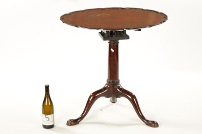 Lot 41 - A GEORGE III MAHOGANY PIE CRUST EDGE BIRD CAGE CHIPPENDALE-STYLE TRIPOD TABLE