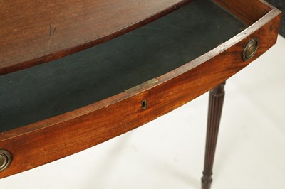 Lot 32 - A REGENCY GILLOWS STYLE MAHOGANY BOW FRONTED SIDE TABLE