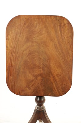 Lot 402 - A REGENCY FIGURED MAHOGANY SUPPER TABLE