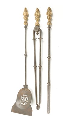 Lot 323 - A SET OF LATE GEORGIAN BRASS AND STEEL FIRE IRONS