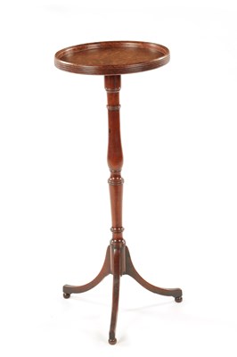 Lot 294 - A RARE 18TH CENTURY  FRUITWOOD AND BURR WOOD TOP WINE TABLE