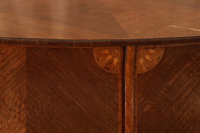 Lot 432 - A FINE AND IMPORTANT GEORGE III SERPENTINE TULIPWOOD AND MARQUETRY MAHOGANY COMMODE ATTRIBUTED TO CHRISTOPHER FUHRLOHG