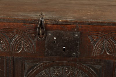 Lot 213 - A LARGE 17TH CENTURY CARVED THREE PANELLED OAK COFFER