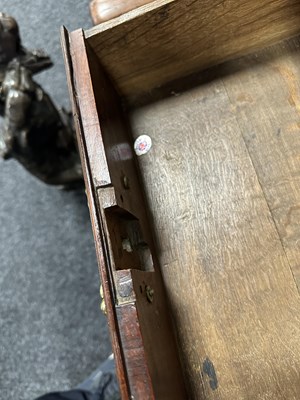 Lot 1471 - A GEORGE III MAHOGANY LANCASHIRE CHEST OF DRAWERS