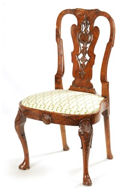 Lot 1395 - A GEORGE I FIGURED WALNUT SIDE CHAIR