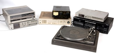 Lot 578 - A COLLECTION OF AMPS AND DECKS FROM THE...