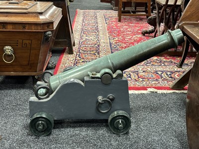 Lot 820 - A 19TH CENTURY GREEN PATINATED SIGNALLING CANON