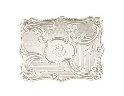 Lot 709 - A NATHANIEL MILLS MID 19TH CENTURY SILVER VINAIGRETTE