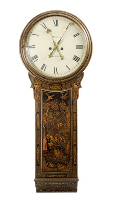 Lot 1249 - WILSON, PETERBOROUGH. A GEORGE III LACQUERED CHINOISERIE STRIKING TAVERN CLOCK