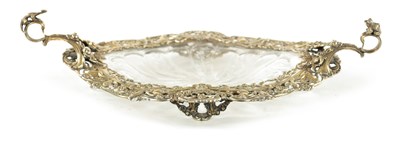 Lot 705 - AN EARLY 20TH CENTURY GILT CAST SILVER TWO-HANDLED SHALLOW DISH