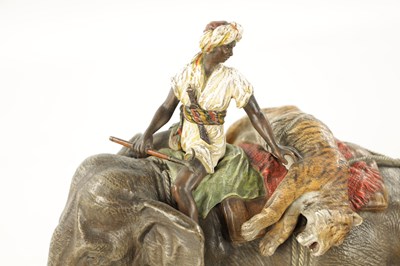 Lot 1010 - FRANZ BERGMAN (1838 - 1894) A LARGE LATE 19TH CENTURY COLD-PAINTED BRONZE SCULPTURE 'THE TIGER HUNT'