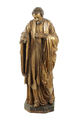 Lot 1087 - AN EARLY 17TH CENTURY CARVED WOOD GILT GESSO FIGURE OF CHRIST