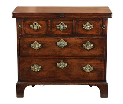 Lot 1430 - AN EARLY 18TH CENTURY WALNUT BACHELORS CHEST