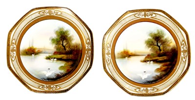 Lot 471 - A PAIR OF EARLY 20TH CENTURY JAPANESE NORITAKE PORCELAIN CABINET PLATES