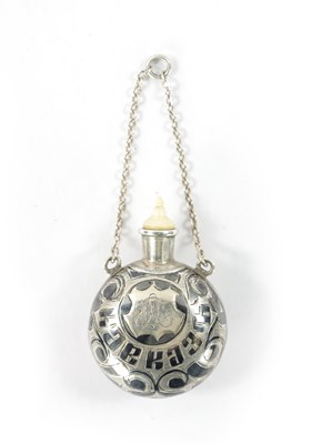 Lot 674 - A 19TH CENTURY RUSSIAN NIELLO SILVER SCENT BOTTLE AND BONE STOPPER