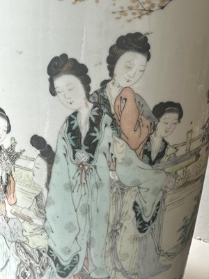 Lot 536 - A PAIR OF CHINESE REPUBLIC FAMILLE VERTE CYLINDRICAL VASES