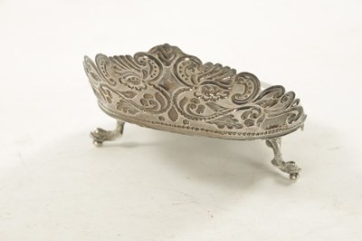 Lot 702 - AN EARLY 19TH CENTURY SOUTH AMERICAN SILVER DISH
