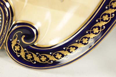 Lot 486 - A FINE PAIR OF ROYAL VIENNA PORCELAIN-SHAPED DISHES