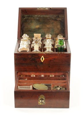 Lot 1253 - AN 18TH CENTURY MAHOGANY CASED APOTHECARY BOX