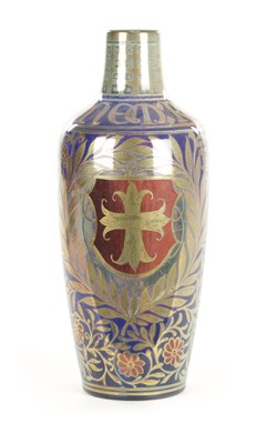 Lot 90 - AN EARLY 20TH CENTURY PILKINGTON'S ROYAL LANCASTRIAN VASE BY WILLIAM S MYCOCK DATED 1923
