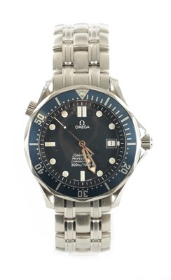 Lot 543 - A GENTLEMAN'S STEEL OMEGA SEAMASTER PROFESSIONAL DIVER'S WRISTWATCH