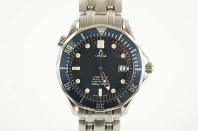 Lot 543 - A GENTLEMAN'S STEEL OMEGA SEAMASTER PROFESSIONAL DIVER'S WRISTWATCH