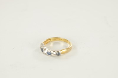 Lot 279 - A LADIES 18CT GOLD FIVE STONE SAPPHIRE AND DIAMOND RING