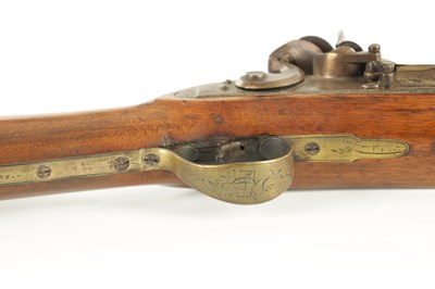 Lot 641 - AN EARLY 19TH CENTURY FLINTLOCK BLUNDERBUSS NOYES OF WARMINSTER