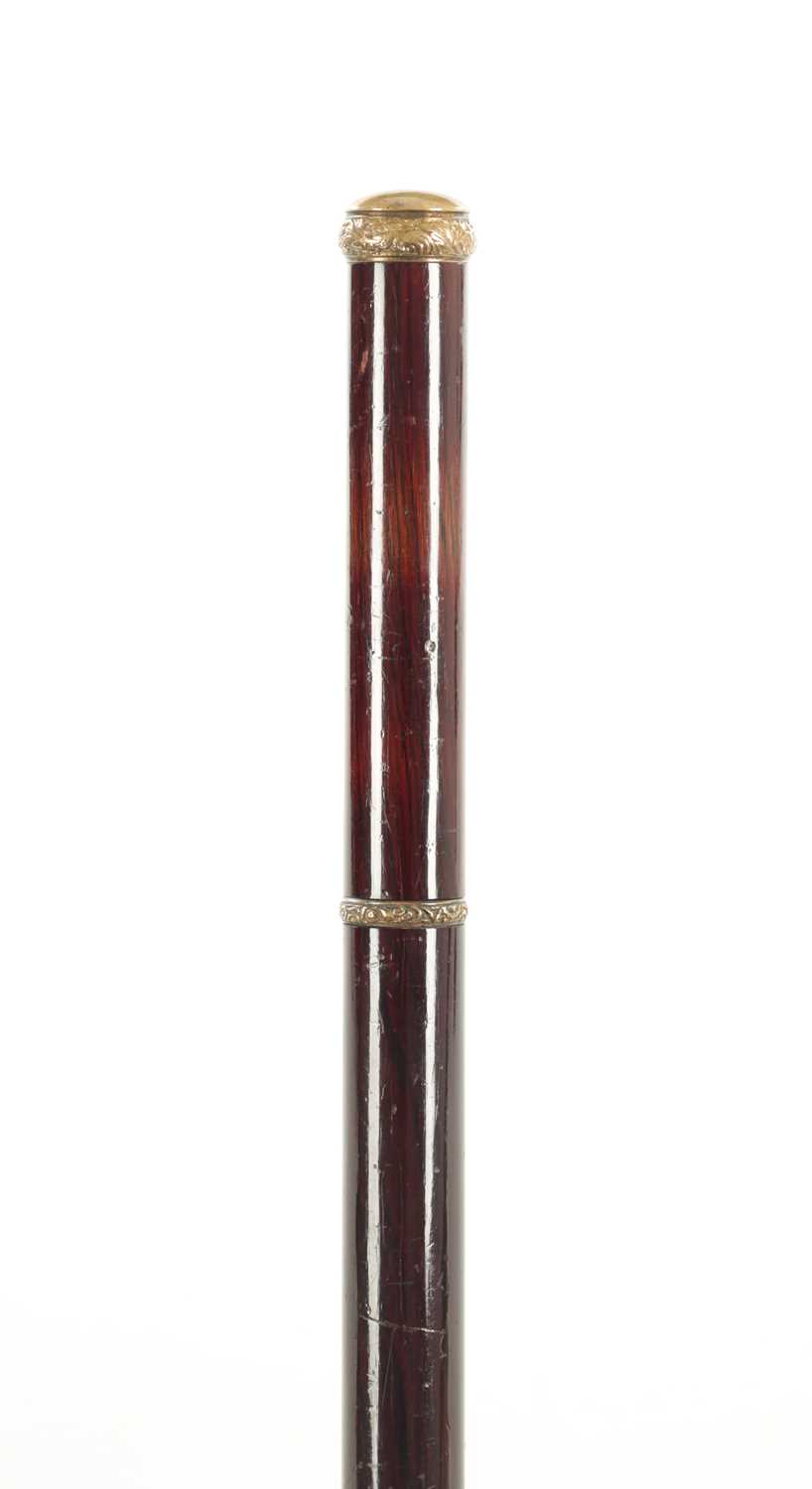 Lot 686 - A GOOD LATE 19TH CENTURY POLISHED HARDWOOD AND GILT BRASS MOUNTED TELESCOPE WALKING CANE