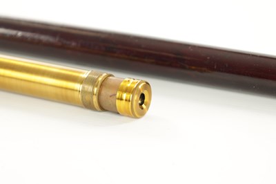 Lot 686 - A GOOD LATE 19TH CENTURY POLISHED HARDWOOD AND GILT BRASS MOUNTED TELESCOPE WALKING CANE