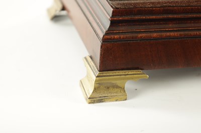 Lot EDWARD BIRD, BRISTOL. A REGENCY MAHOGANY PAD TOP BRACKET CLOCK