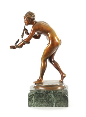 Lot 815 - AFTER RUDOLF KAESBACH (1873-1955) A BRONZE FIGURAL SCULPTURE OF A SNAKE CHARMER